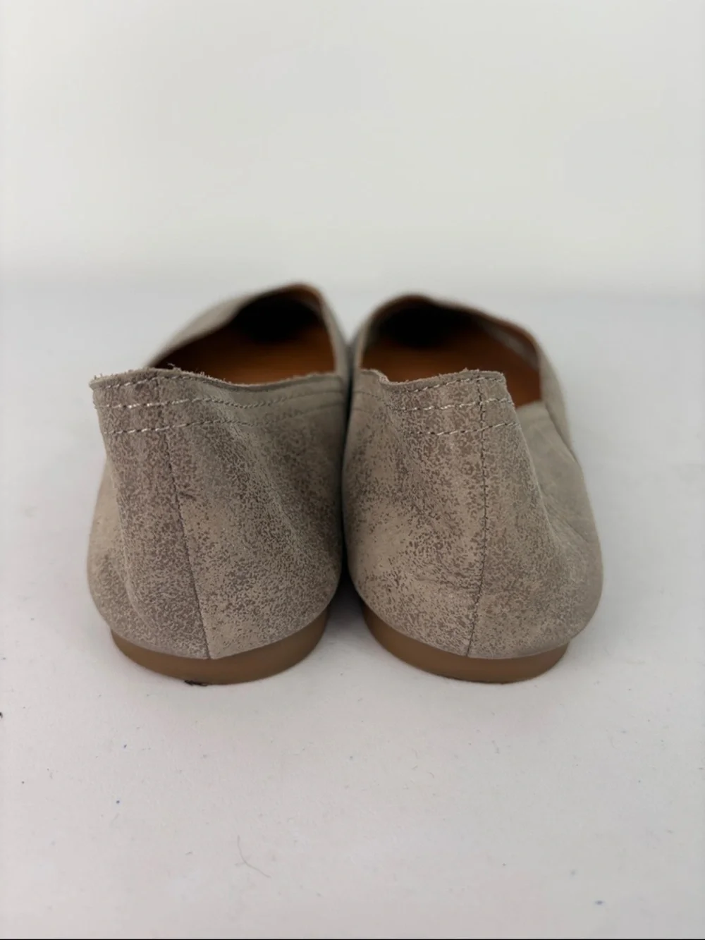 👔 Lucky Brand taupe  Suede Slip-On Ballet Flats